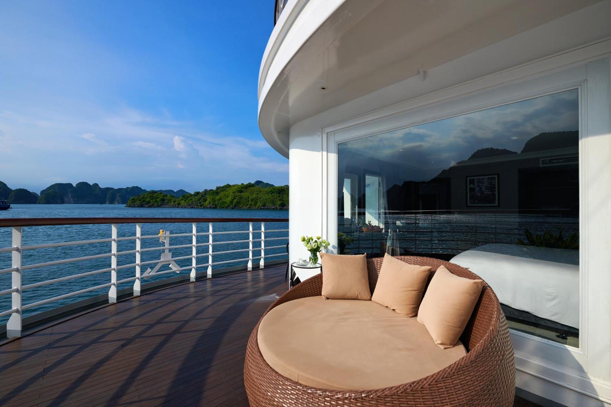 Paradise Grand Cruise - Lan Ha Bay ハロン エクステリア 写真